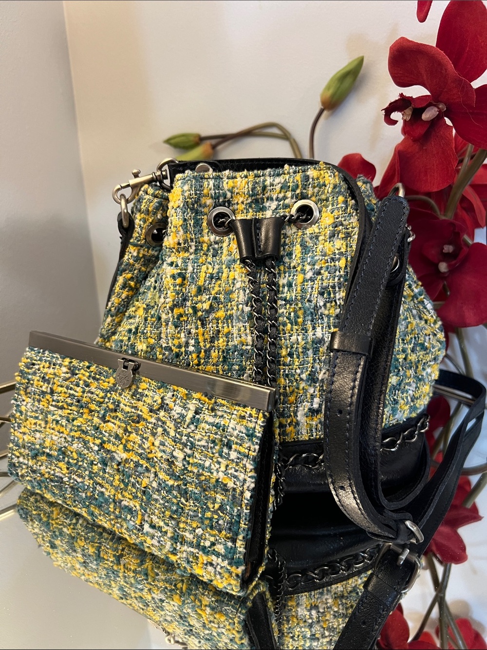 Patricia Nash Civetta Spring Boucle Crossbody Bucket Bag & Wallet Set